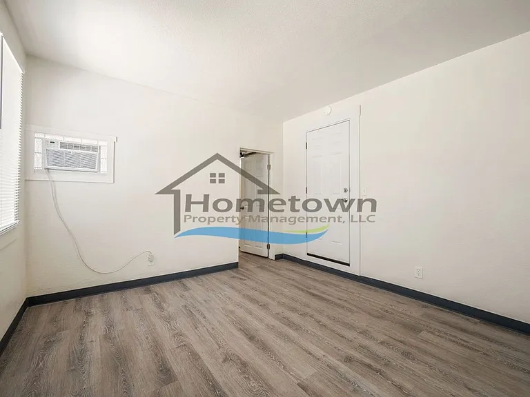 510 N 4th St — Photo 33