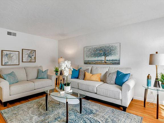 5th image of 5901 Chesbro Ave