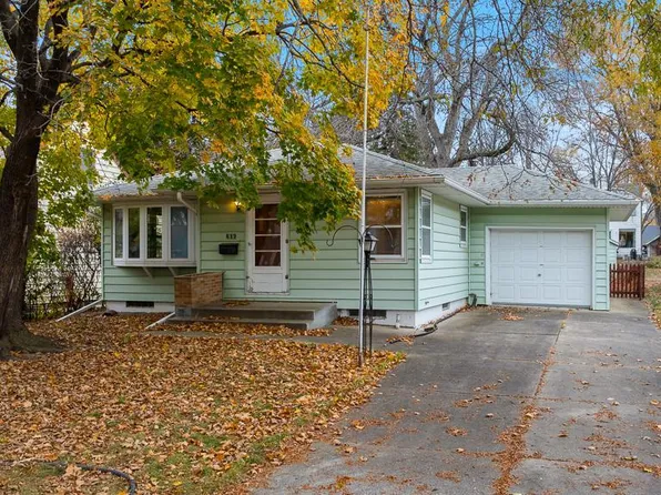 206 S Whitney St, Marshall, MN 56258