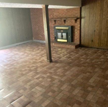 3rd image of 142 Kennon Dr