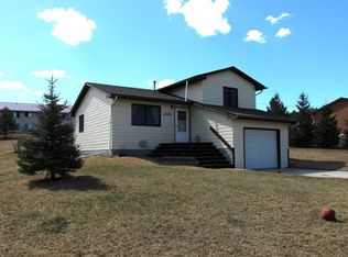 1206 Pine St, Custer, SD 57730