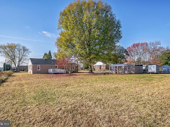 4th image of 426 E Pittsfield St
