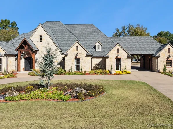 2365 Deer Run, Chouteau, OK 74337