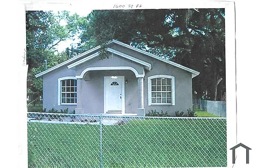 9607 N 10th St Photo 1 9607 N 10th St Photo 1