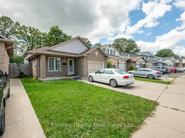 366 Macintosh Dr, Hamilton, ON L8E 4E2