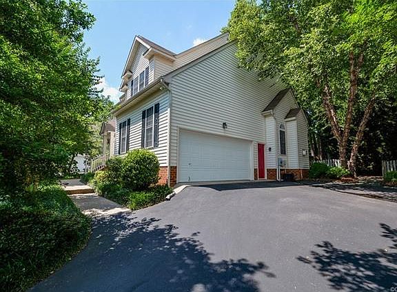 2nd image of 10272 Brickerton Dr