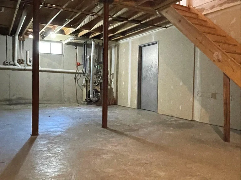 698 South St #1 — Photo 10