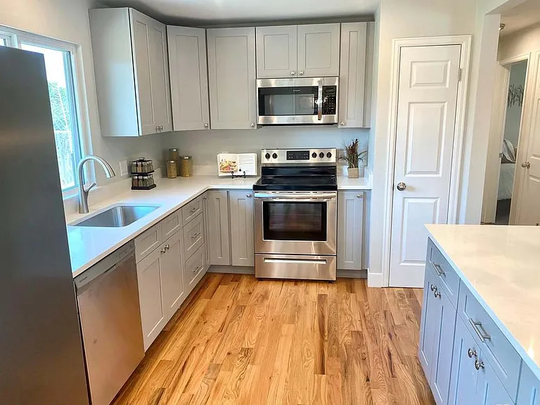 10901 Albion Ct — Photo 10
