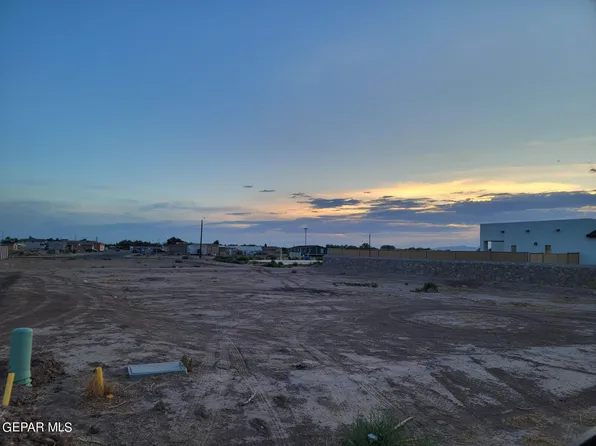 12284 Casa Bonita Ln, El Paso, TX 79938