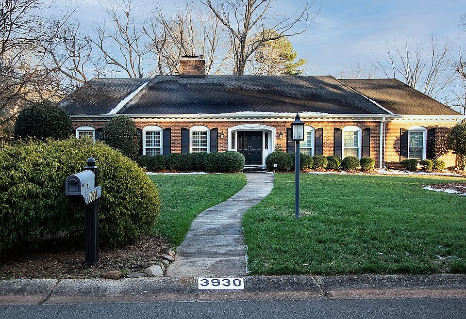 Gorgeous Ranch in Kingswood 