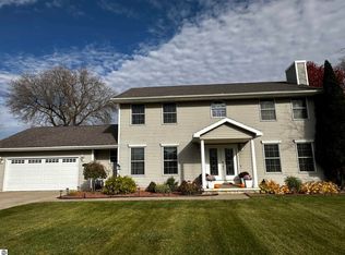 3021 Brittany Dr, Mount Pleasant, MI 48858