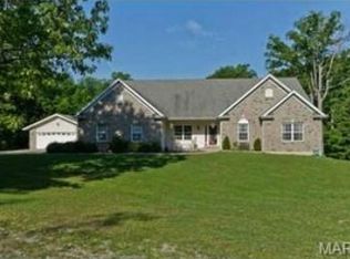 5 Country Rd, Foristell, MO 63348