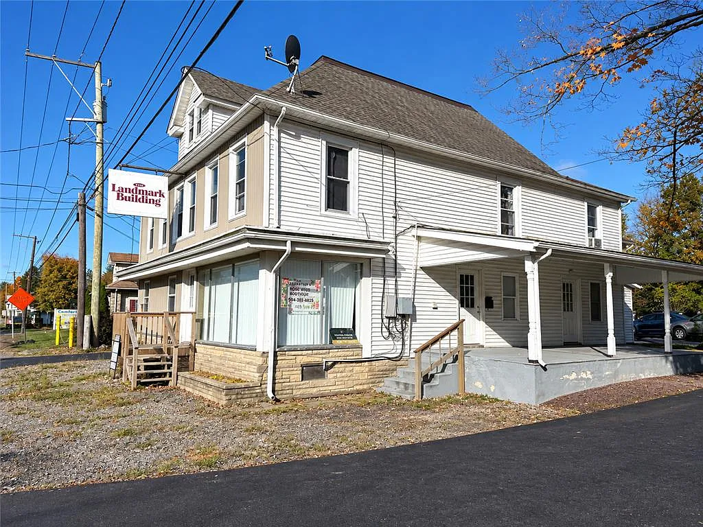 2 bed, 1.0 bath, 900 sqft, $1,400 — Photo 2