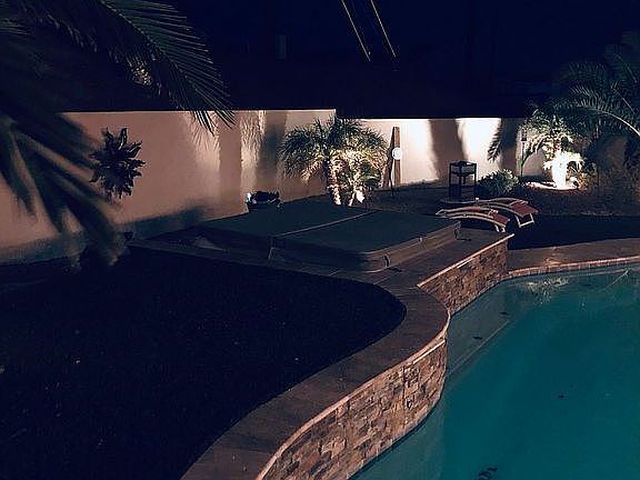 2nd image of 930 Avalon Ave