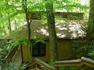 764 Laurel Ridge Rd, Banner Elk, NC 28604