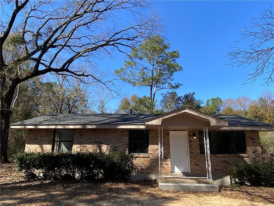 1st image of 5233 Oak Crest Dr