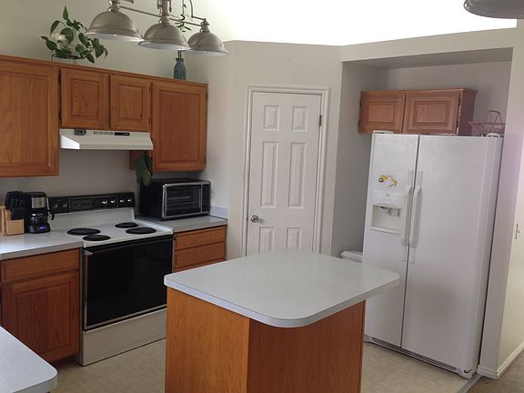 2nd image of 1132 W 1185 N
