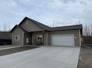1371 Jordyne St, Fairbanks, AK 99701