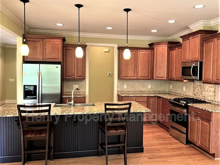 5804 Yates Mill Pond Rd — Photo 6