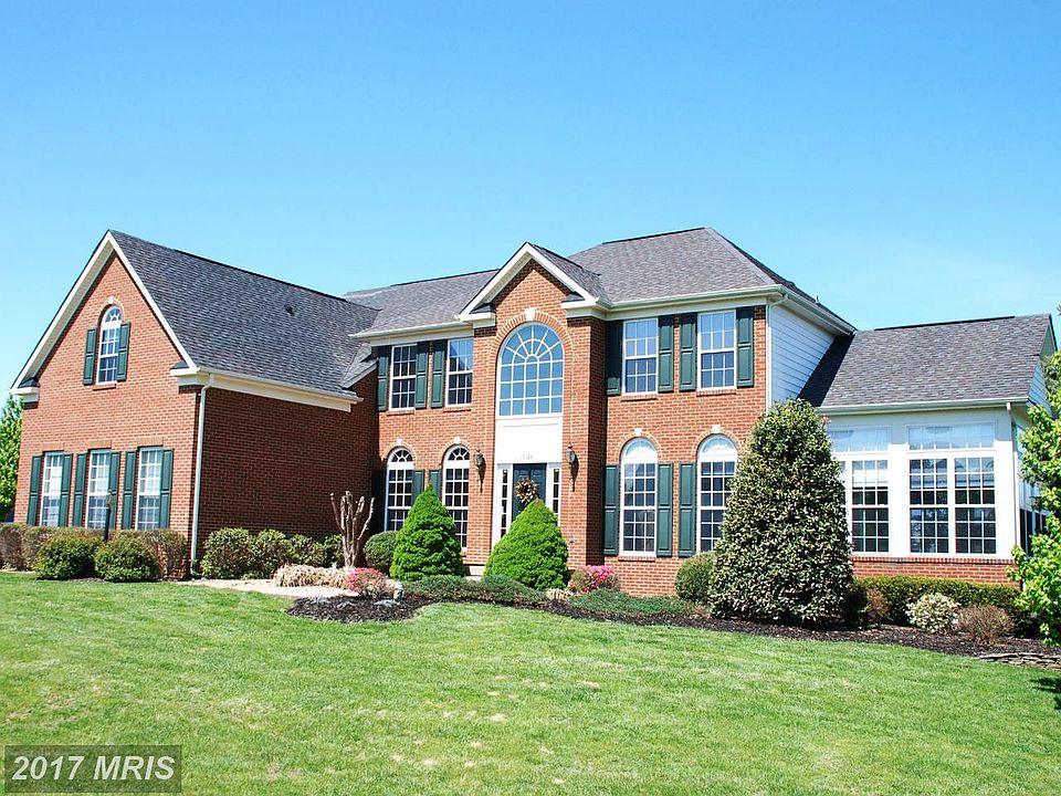 1st image of 17344 Twinoaks Pl