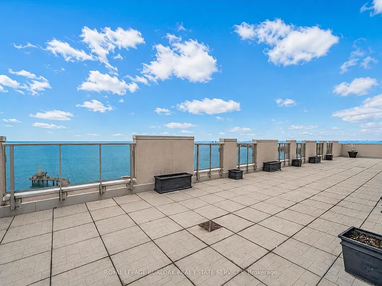 1477 Lakeshore Rd #305 — Photo 49
