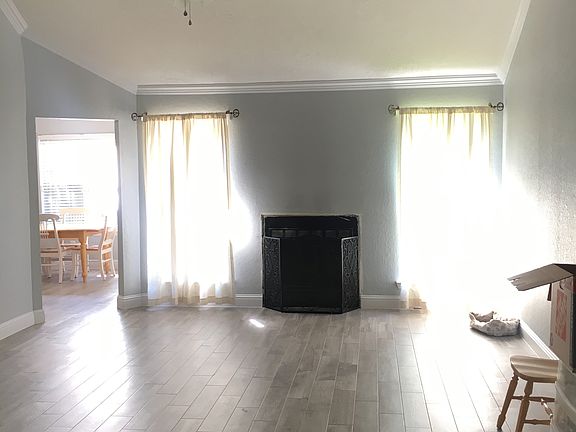 2nd image of 11710 Seawood Dr