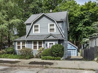 1 Westview Ter, Teaneck, NJ 07666