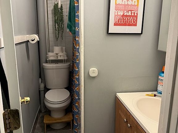 3rd image of 11 Akron St Unit 3