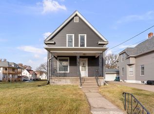 1703 18th Ave, Moline, IL 61265