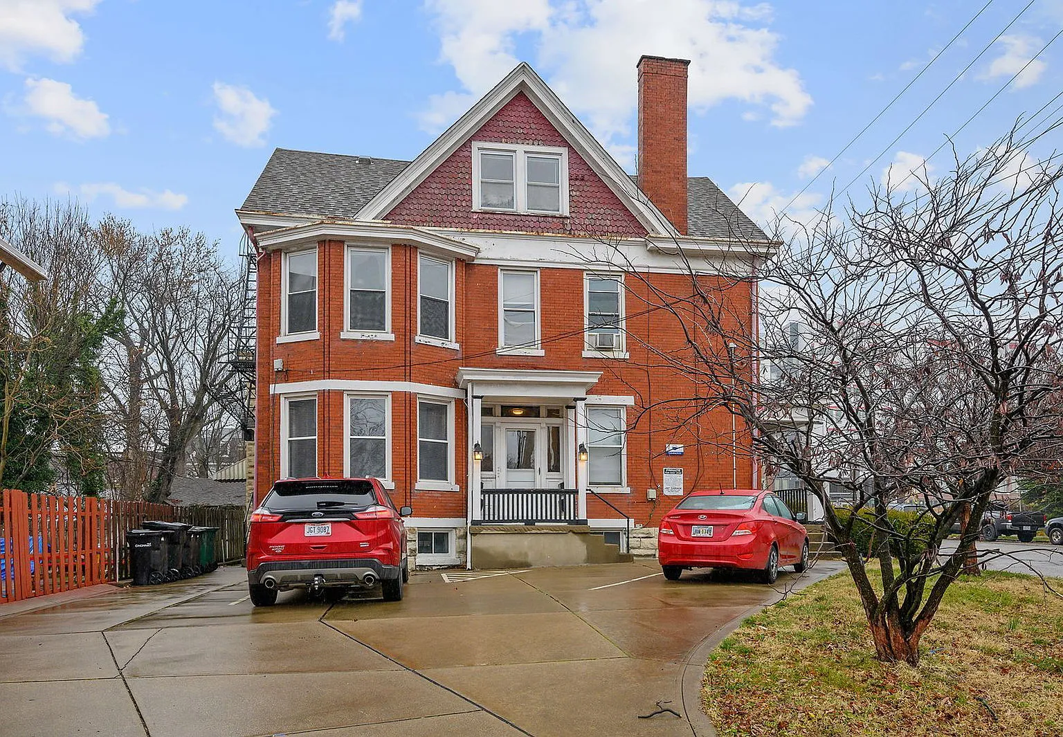 2 bed, 1.0 bath, $1,695 — Photo 1