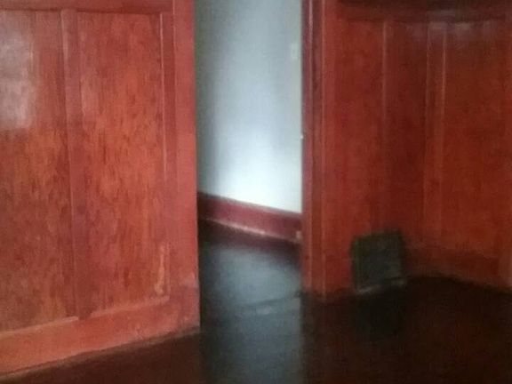 5th image of 2570-2570A N 39th St #2570