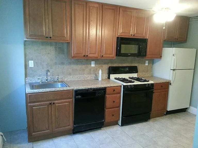 421 Garden St #3 — Photo 11