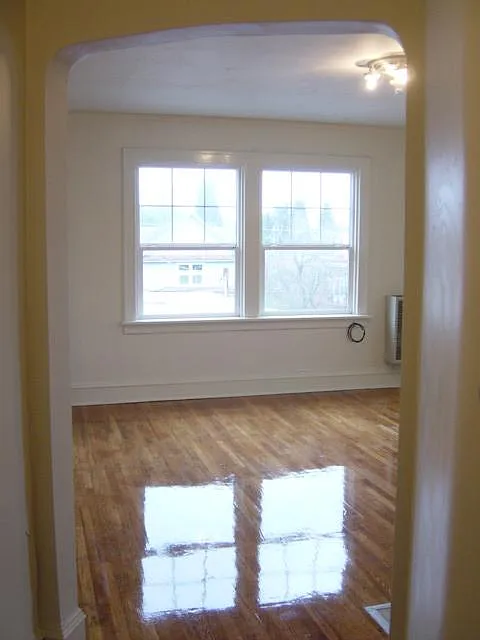 Building Photo - 2934 SE Alder St #21