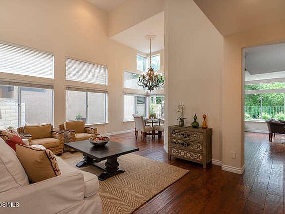 4th image of 183 Saint Thomas Dr