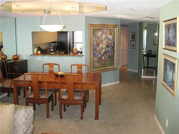 5th image of 1340 Gulf Blvd APT 6D