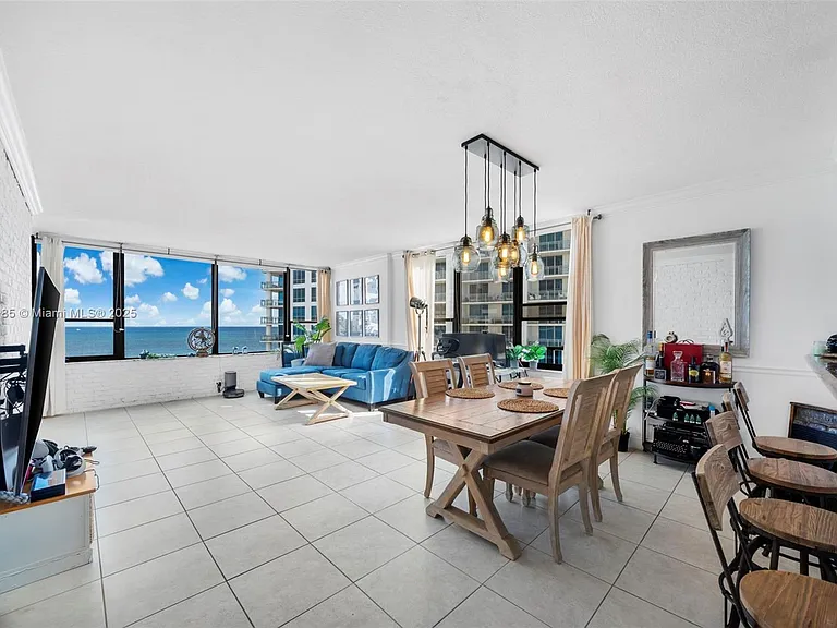 3505 S Ocean Dr #1221 — Photo 2