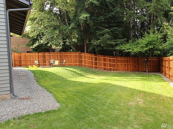 3rd image of 2150 NE Lexington Dr