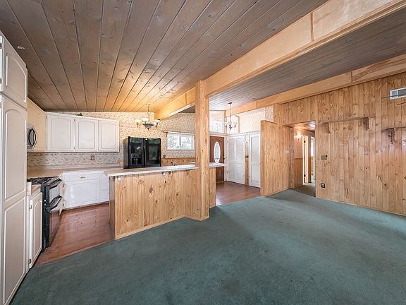 3rd image of 30764 Live Oak Dr