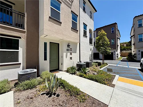 3816 Verdana Photo 1
