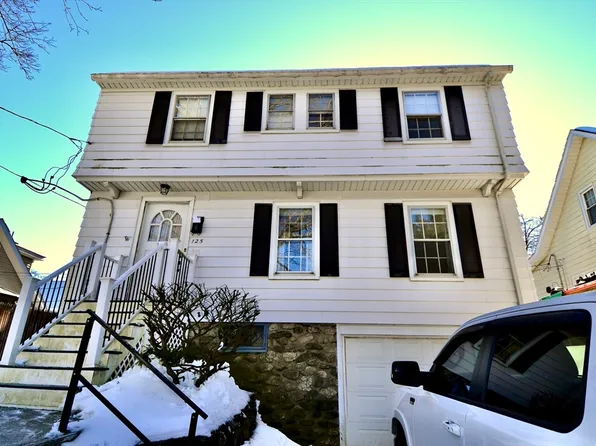 125 May St, Worcester, MA 01602
