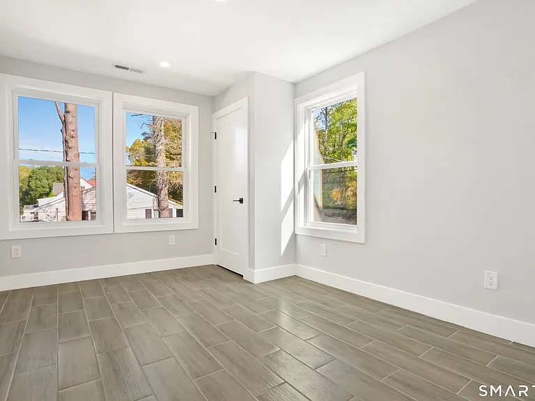 173 Wellsville Ave #B — Photo 7