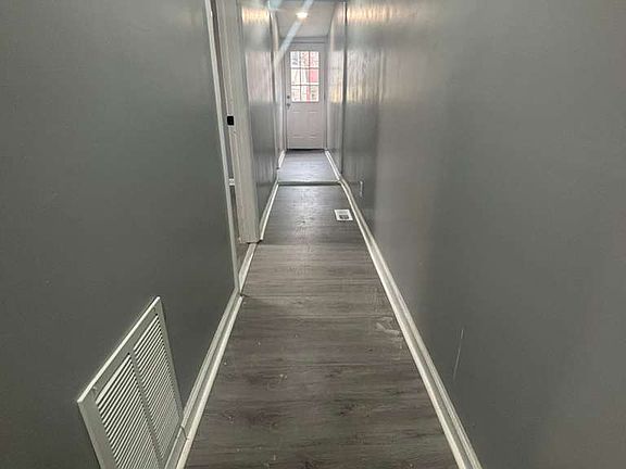 3rd image of 614 Lamberton St