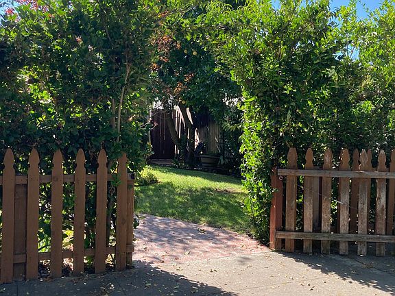 Full fenced front yard