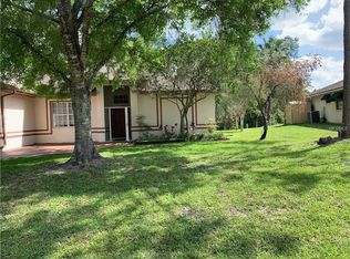23652 Shining Star Dr, Land O Lakes, FL 34639