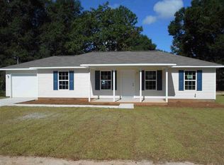 5881 Locust St, Milton, FL 32571