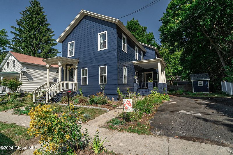 5th image of 51 Crandall Street