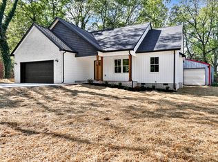 205 Jordan Rd, Clarksville, TN 37042