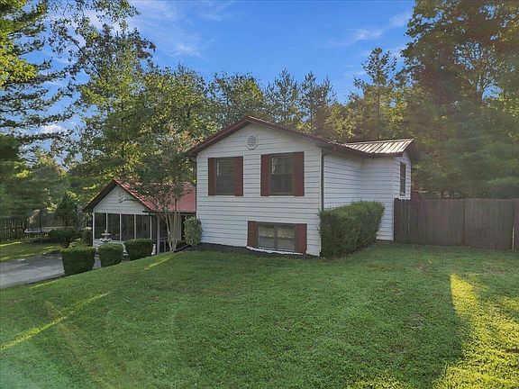 2nd image of 5317 Dearing Rd