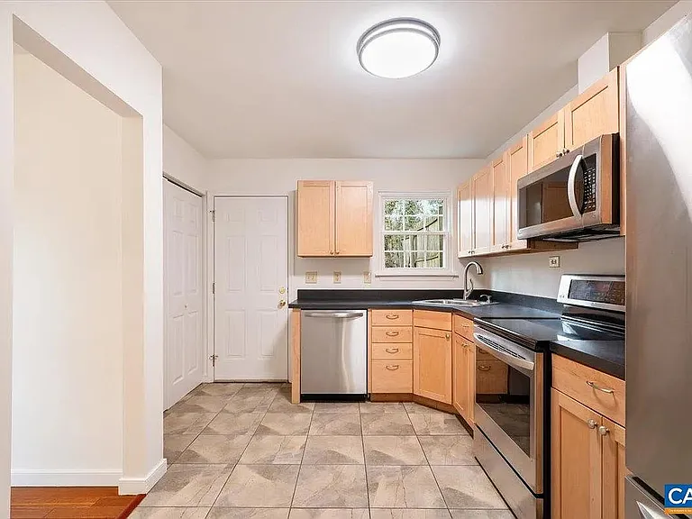803 Orangedale Ave — Photo 10