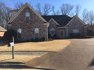 229 Lake Hollow Ln, Collierville, TN 38017